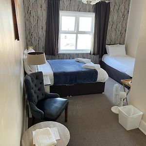 Deluxe Triple Room Sea View